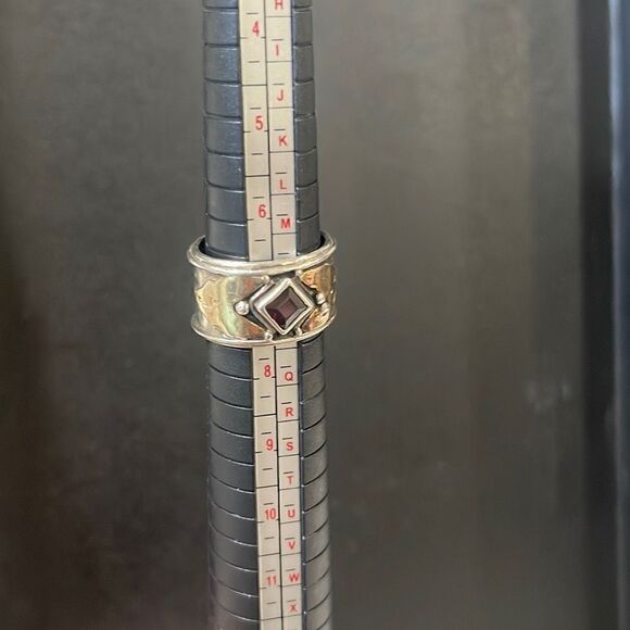 Silver and Gold Ring with Ruby - Picture 7 of 7